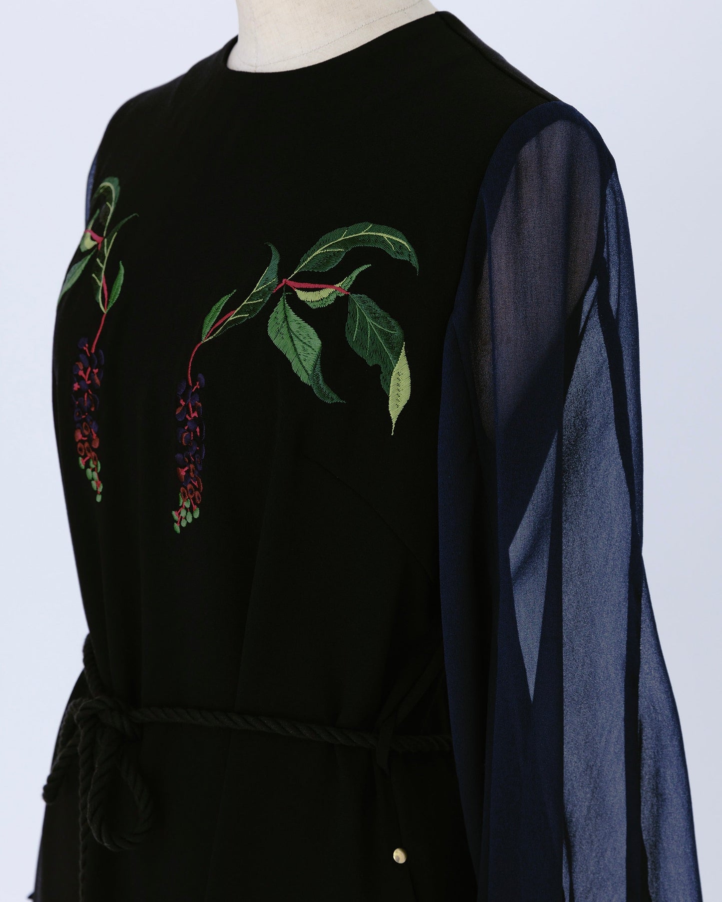 ink berry back satin/one-piece black