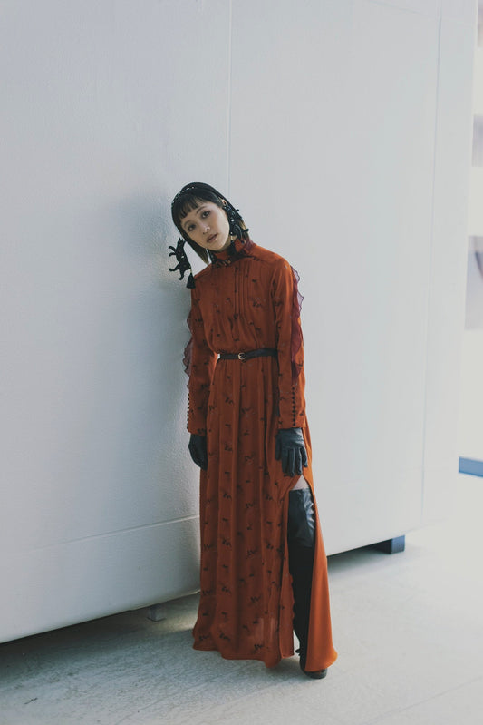 yeux de chat satin／one-piece brown(× wine)
