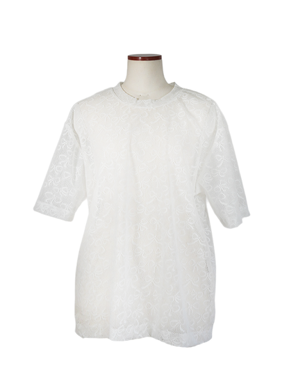 RIBBON PATTERN LACE OVER SIZE T-SHIRT